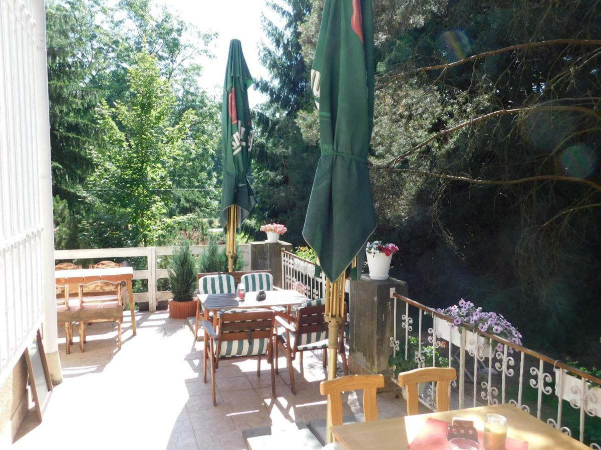 Vila Arnau Hostinné Buitenkant foto